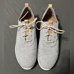 Tom’s Lace Up Cabrillo Canvas Shoes